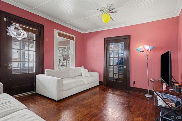 218 Girard Avenue, Syracuse, NY 13207