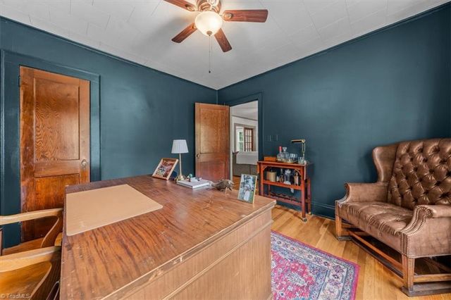 830 Dixon Avenue, Asheboro, NC 27203