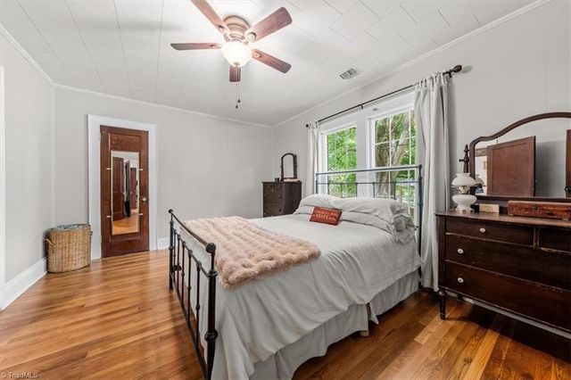 830 Dixon Avenue, Asheboro, NC 27203