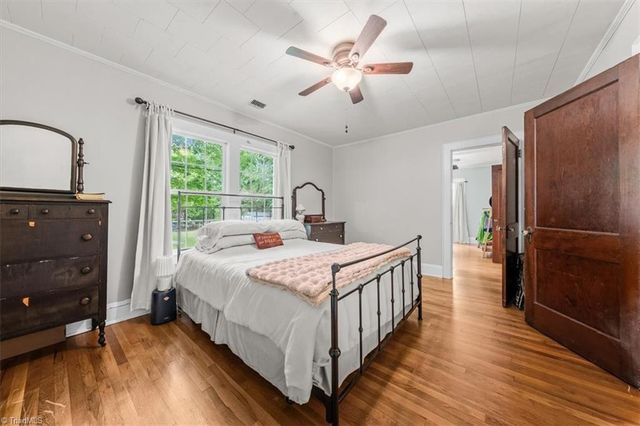 830 Dixon Avenue, Asheboro, NC 27203