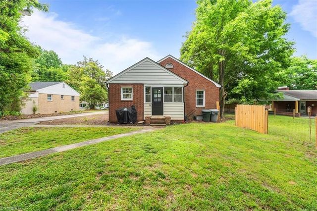 830 Dixon Avenue, Asheboro, NC 27203