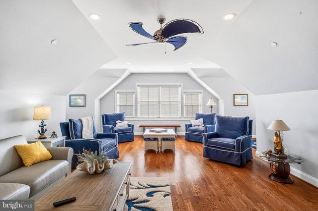 605 ROCKAWAY BEACH AVE, Baltimore, MD 21221