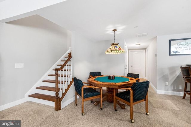 605 ROCKAWAY BEACH AVE, Baltimore, MD 21221
