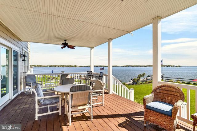 605 ROCKAWAY BEACH AVE, Baltimore, MD 21221