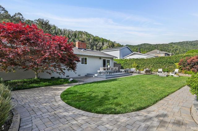 30 Rollingwood Dr, San Rafael, CA 94901