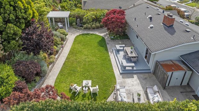 30 Rollingwood Dr, San Rafael, CA 94901