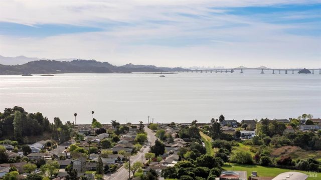 30 Rollingwood Dr, San Rafael, CA 94901