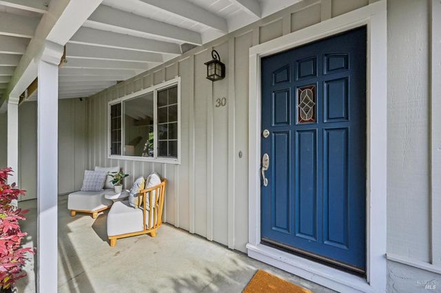 30 Rollingwood Dr, San Rafael, CA 94901