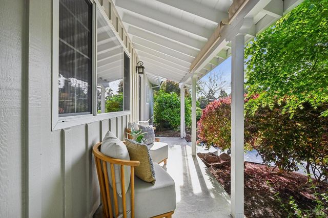 30 Rollingwood Dr, San Rafael, CA 94901