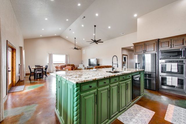 10408 E Midway Rd, Big Spring, TX 79720