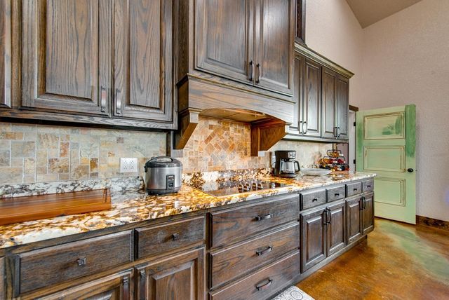 10408 E Midway Rd, Big Spring, TX 79720