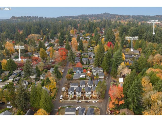 311 E Ave C7, Lake Oswego, OR 97034