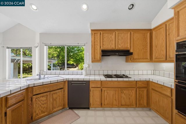 1269 Lagoon Ct, Brentwood, CA 94513