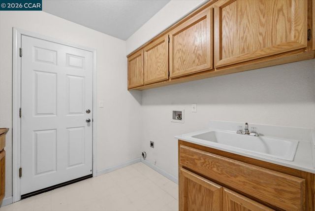 1269 Lagoon Ct, Brentwood, CA 94513