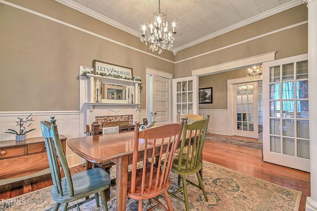 630 East Maple Street, Johnson City, TN 37601