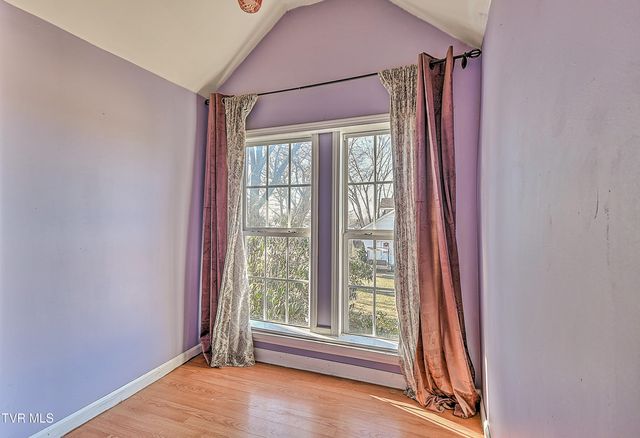 630 East Maple Street, Johnson City, TN 37601