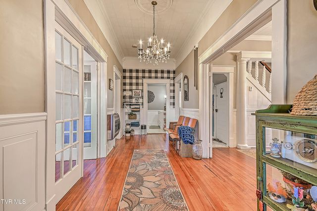 630 East Maple Street, Johnson City, TN 37601