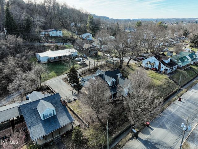 630 East Maple Street, Johnson City, TN 37601