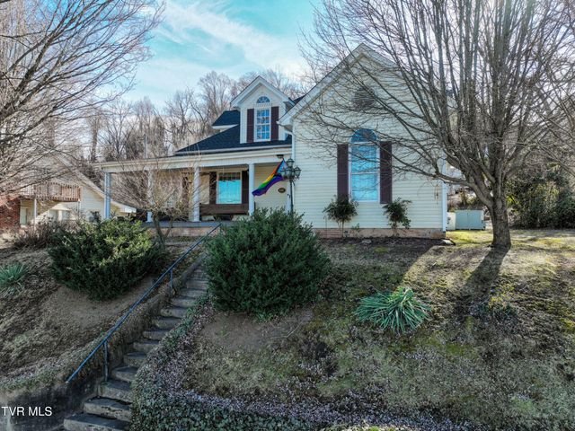 630 East Maple Street, Johnson City, TN 37601