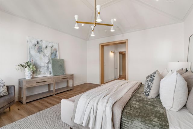 1204 Willard Street, Houston, TX 77006