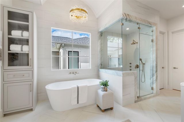 1204 Willard Street, Houston, TX 77006