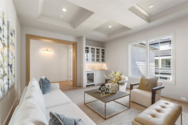 1204 Willard Street, Houston, TX 77006