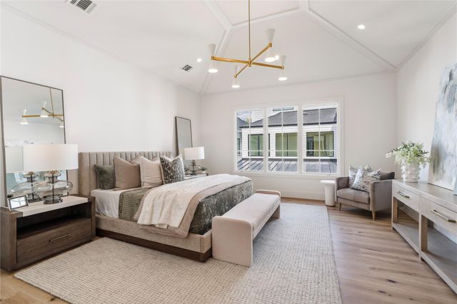 1204 Willard Street, Houston, TX 77006