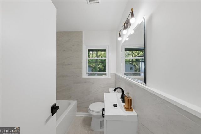 2082 Rosewood Road, Decatur, GA 30032