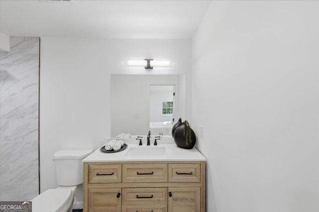 2082 Rosewood Road, Decatur, GA 30032