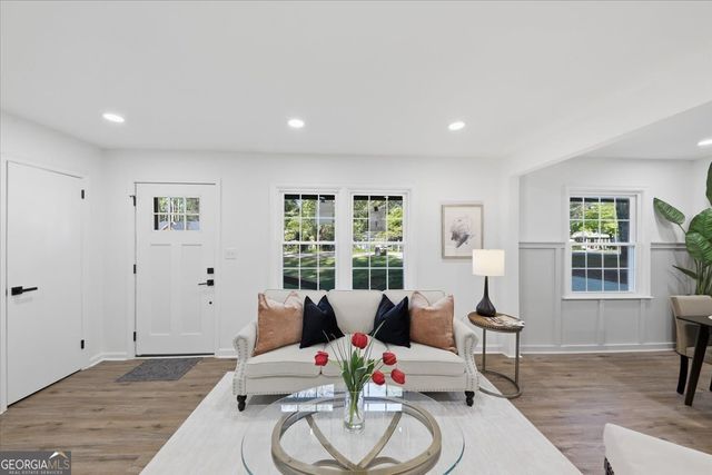 2082 Rosewood Road, Decatur, GA 30032