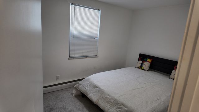 99 Cluff Crossing E9, Salem, NH 03079