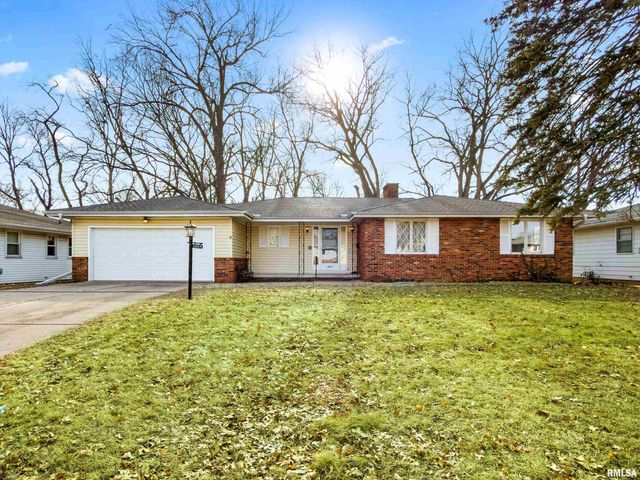 2024 W NEWMAN Parkway, Peoria, IL 61604