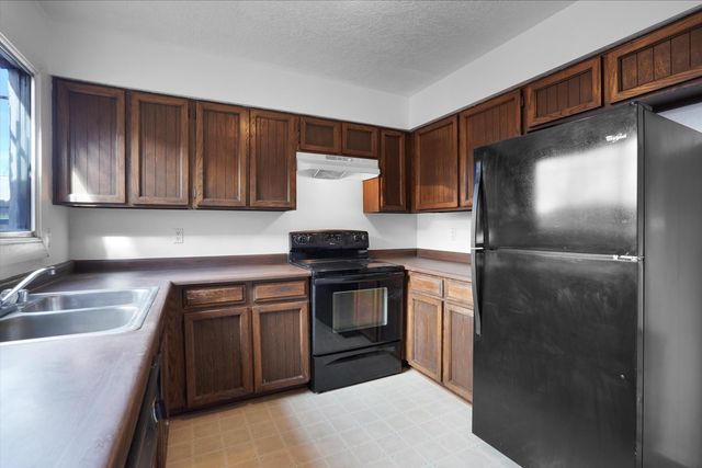 26 Calle Vadito NW, Albuquerque, NM 87120