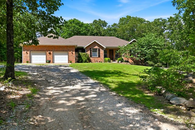 175 Trails Head Road, Highlandville, MO 65669
