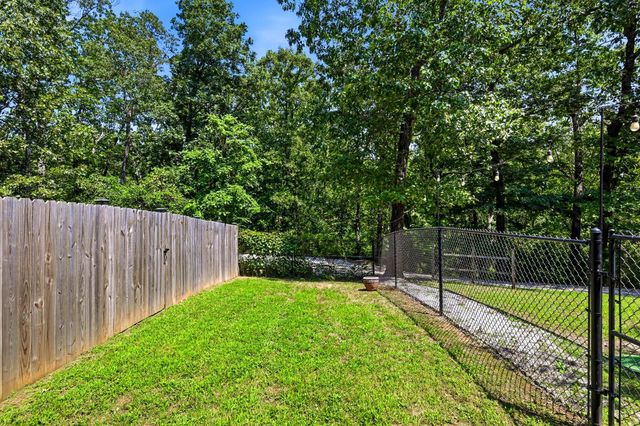175 Trails Head Road, Highlandville, MO 65669