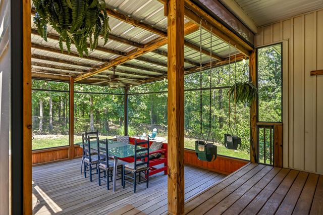 175 Trails Head Road, Highlandville, MO 65669