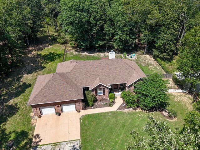 175 Trails Head Road, Highlandville, MO 65669