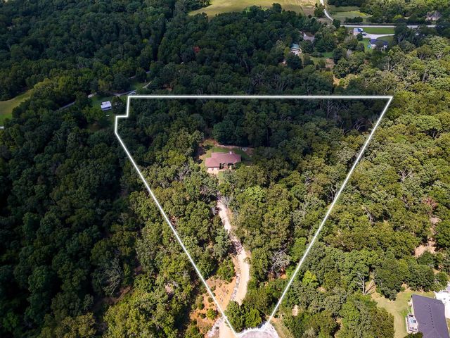 175 Trails Head Road, Highlandville, MO 65669