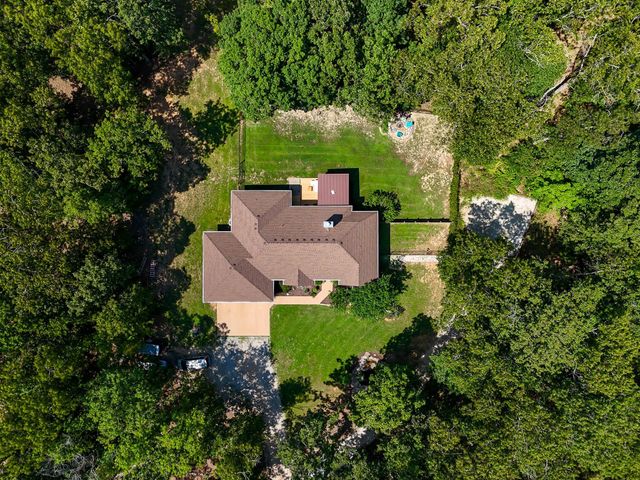 175 Trails Head Road, Highlandville, MO 65669