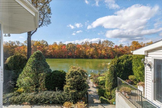 34 Lakeshore Drive, Eastchester, NY 10709