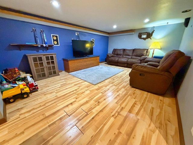 346 S JOSEPH STREET, Kimberly, WI 54136