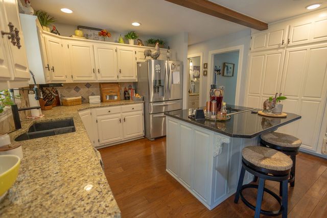 1010 N Faulkner Place, Claremore, OK 74017