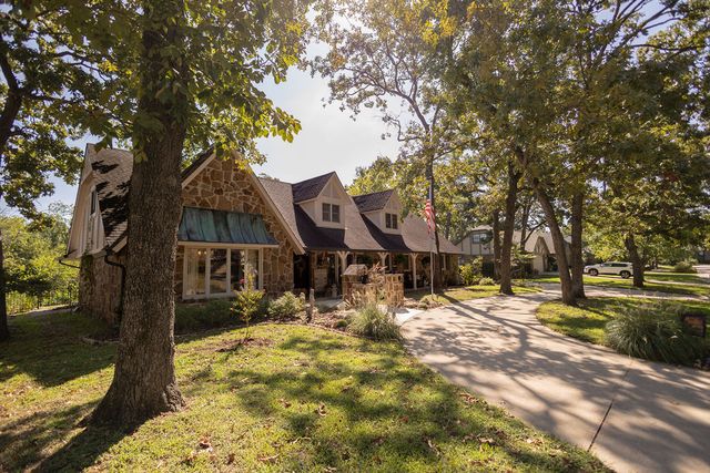 1010 N Faulkner Place, Claremore, OK 74017