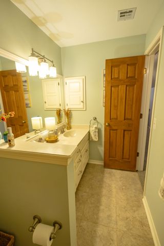 1010 N Faulkner Place, Claremore, OK 74017