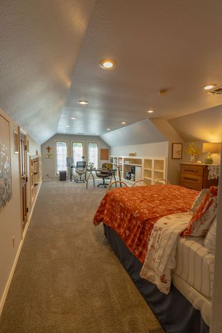 1010 N Faulkner Place, Claremore, OK 74017