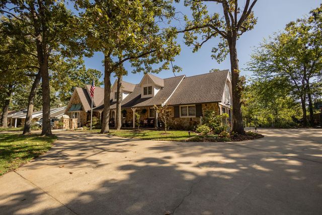 1010 N Faulkner Place, Claremore, OK 74017