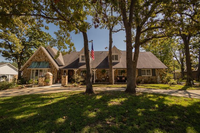 1010 N Faulkner Place, Claremore, OK 74017