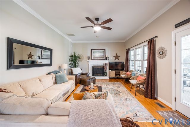 5541 Summer Creek Way, Glen Allen, VA 23059