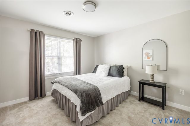 5541 Summer Creek Way, Glen Allen, VA 23059