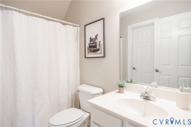 5541 Summer Creek Way, Glen Allen, VA 23059